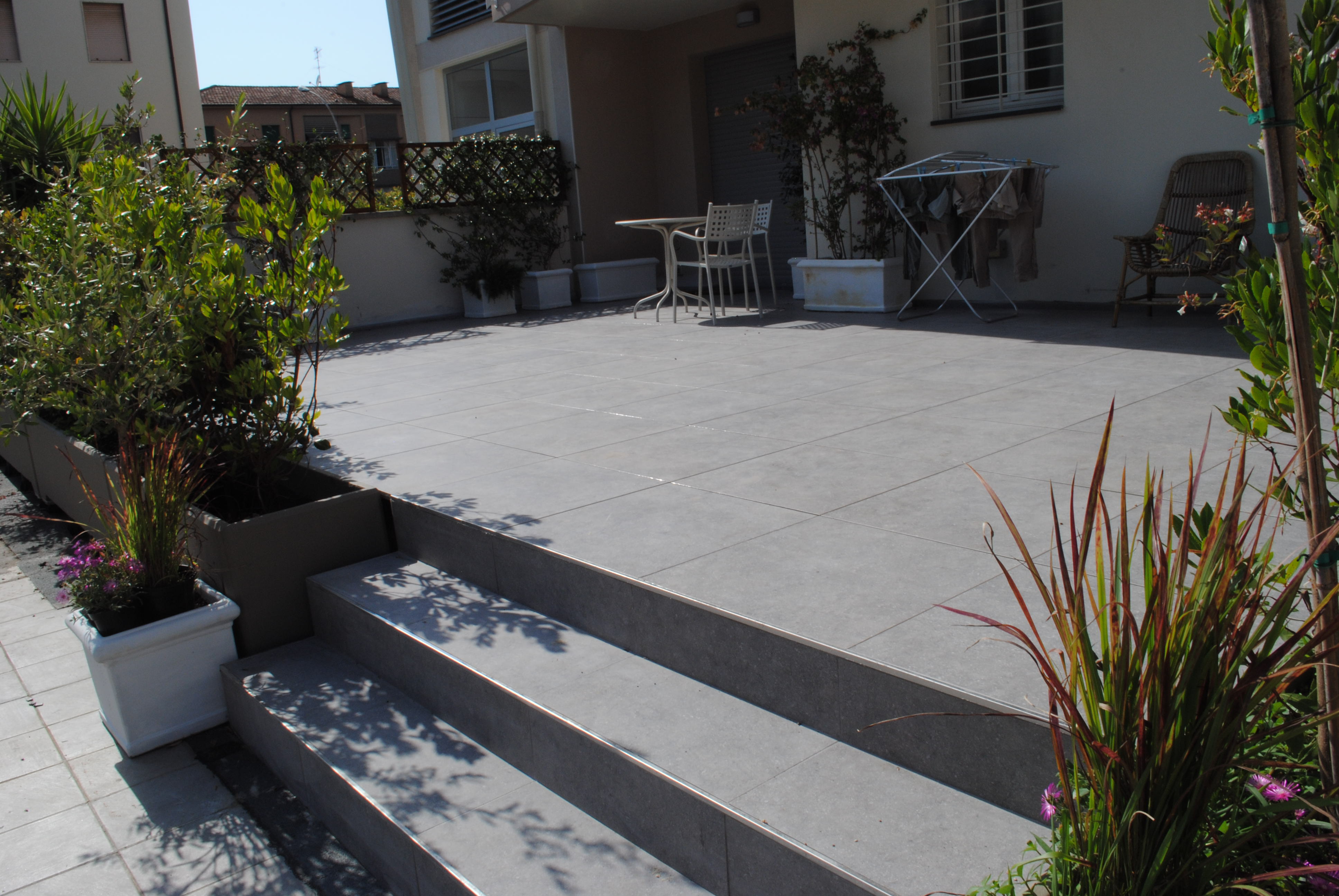 Terrazzo Privato - gres 60x60 con scale