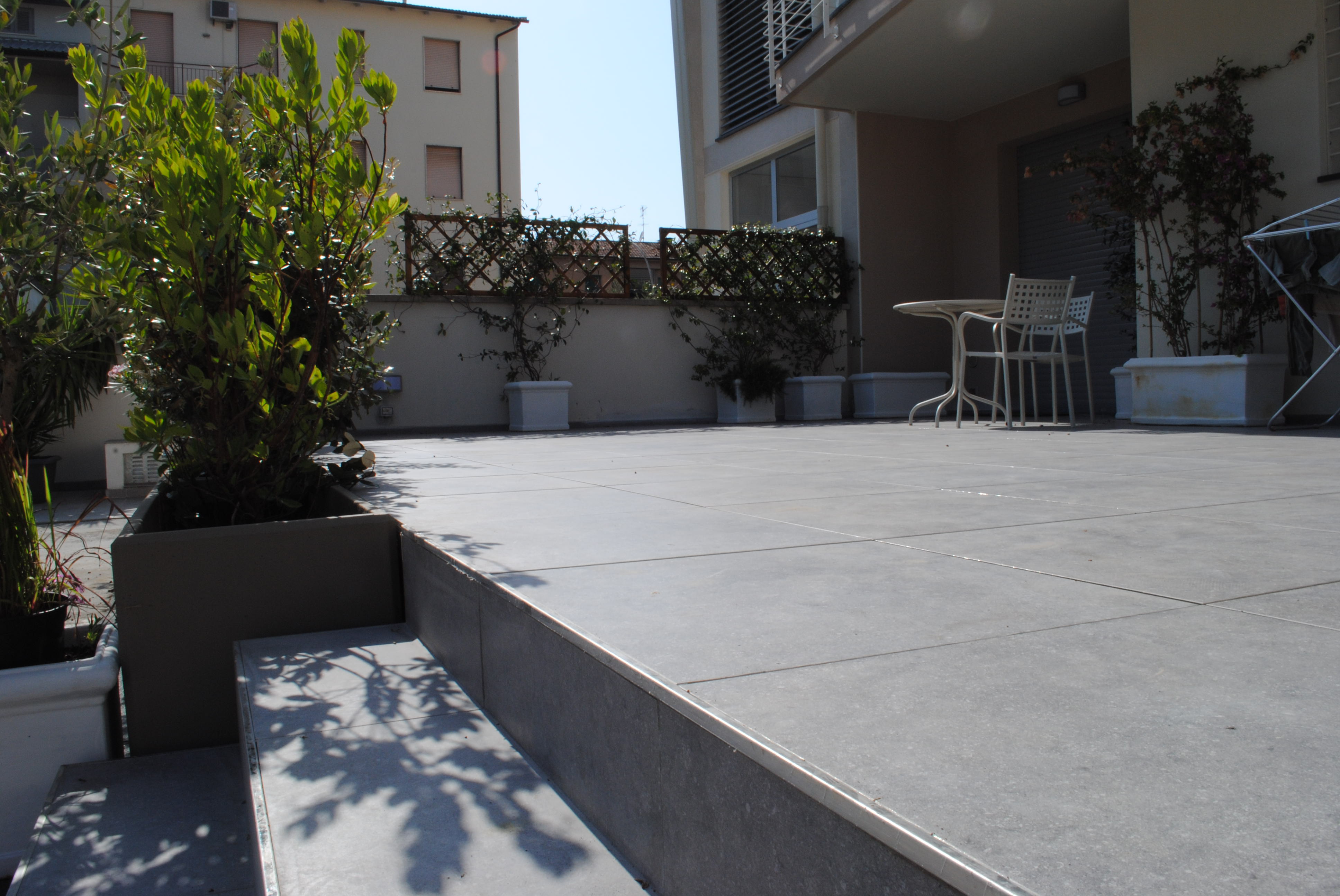 Terrazzo Privato - gres 60x60 con scale